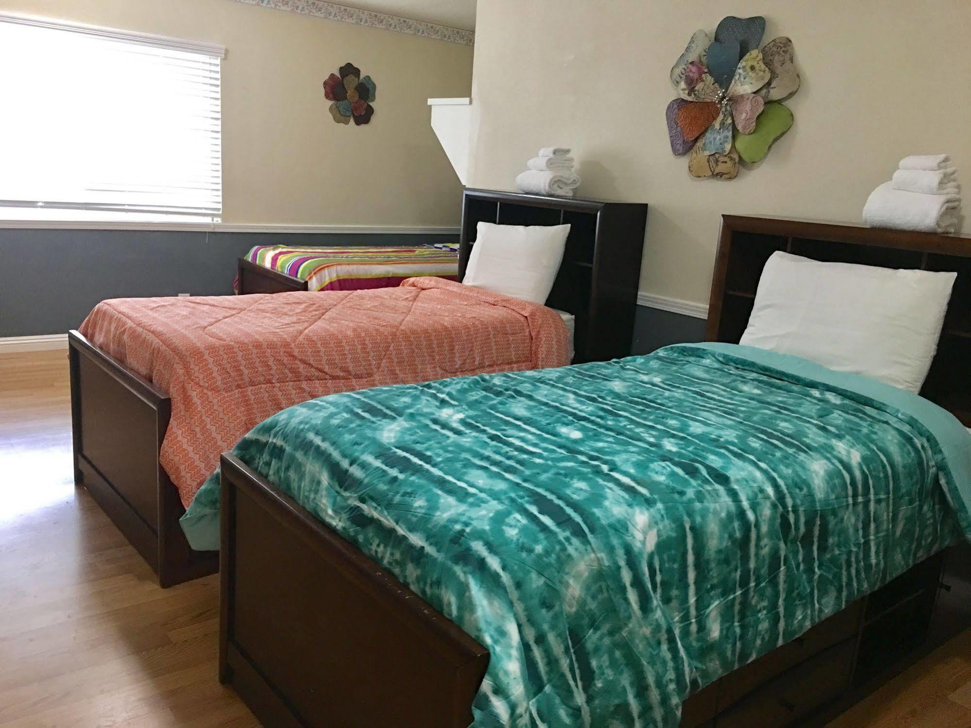 Travelers Bed & Breakfast Hostel 라스베이거스 외부 사진